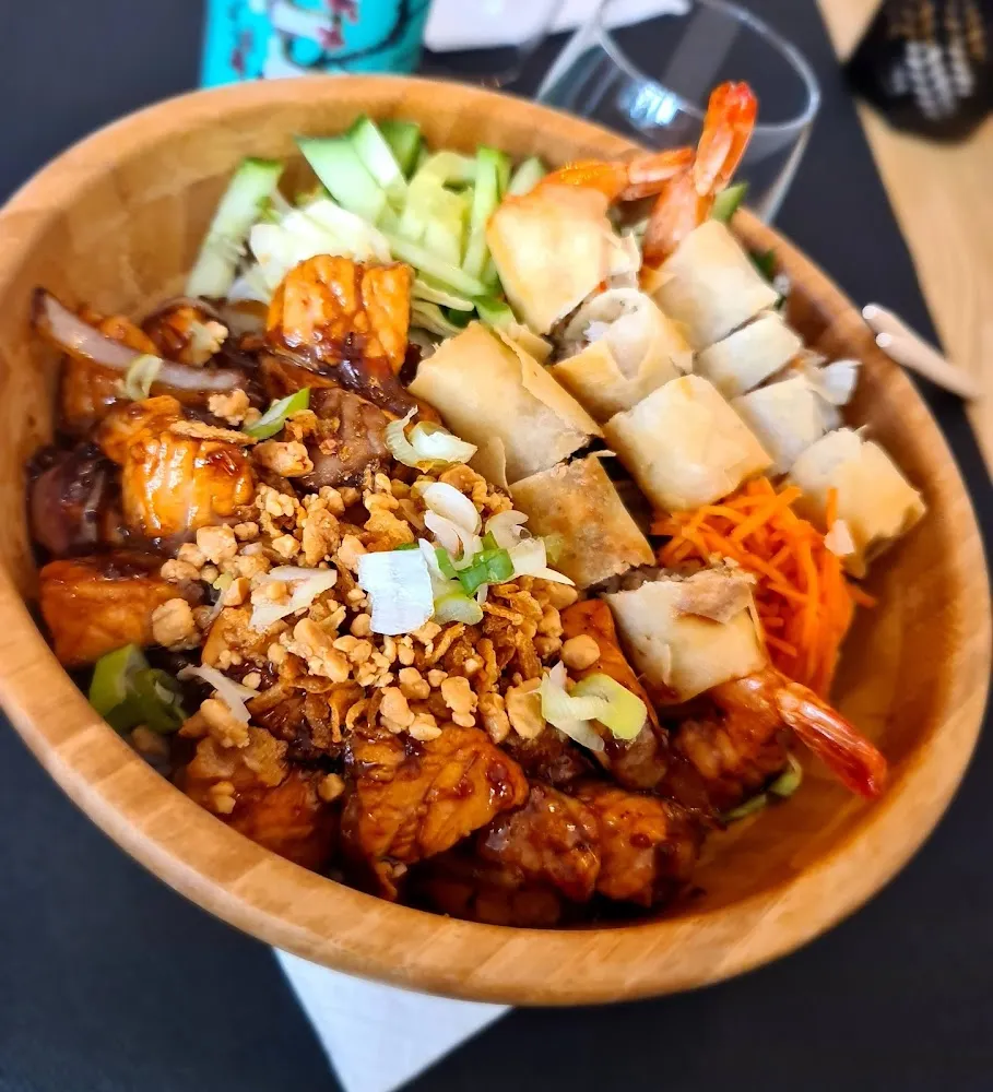 Bo Bun Saumon Nems Crevette